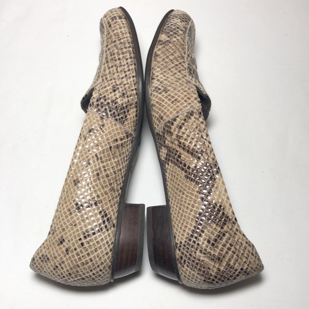 Clarks. snakeskin Loafers Flat leather brown women‎ shoes Sz 8
